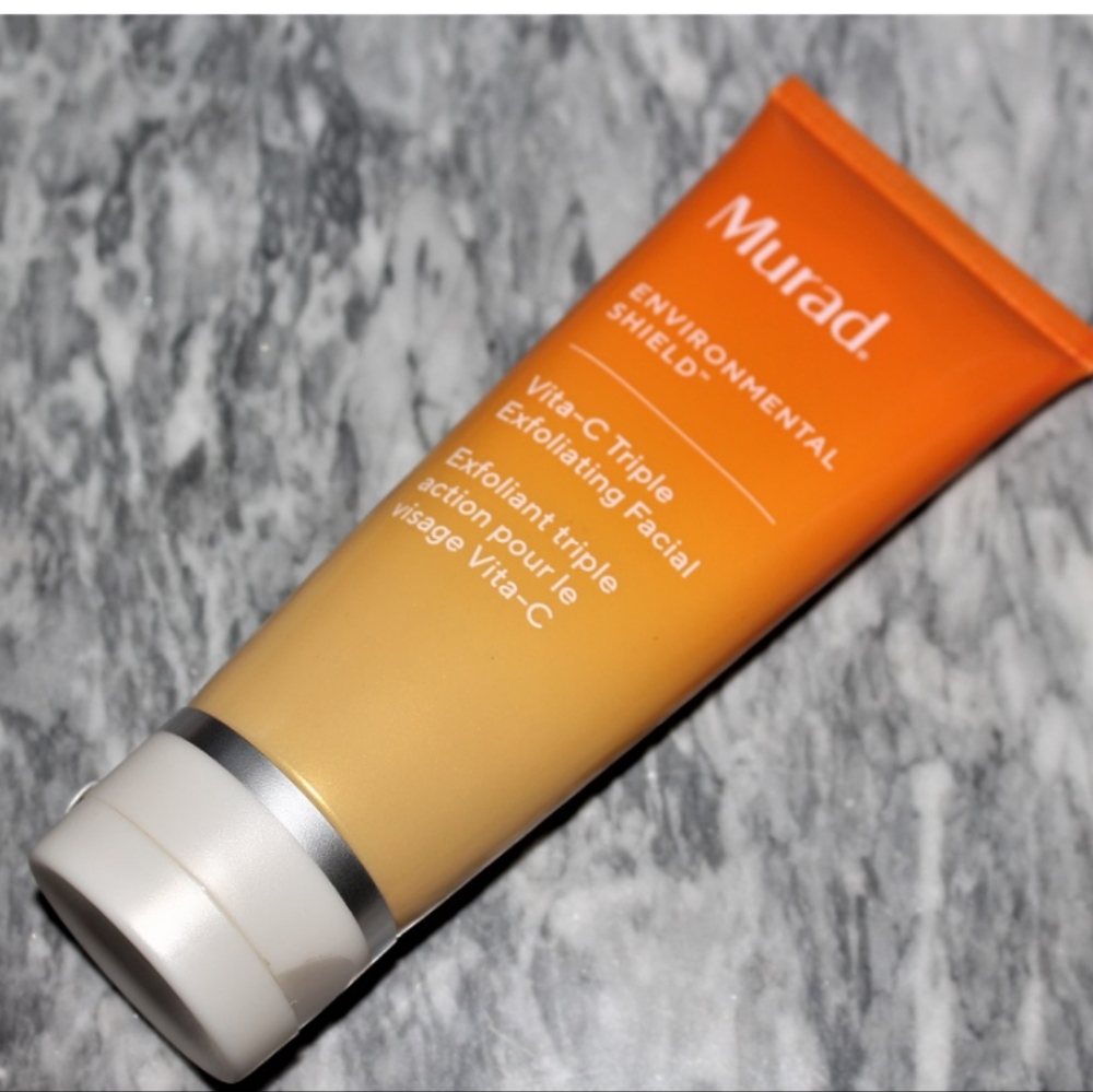 Murad Vita-C Triple Exfoliating Facial - Picture 2 of 5
